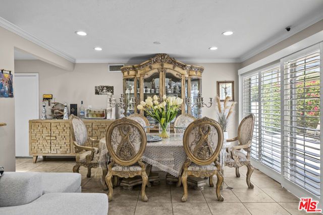 16201 Halsey Street, Los Angeles, CA 91344