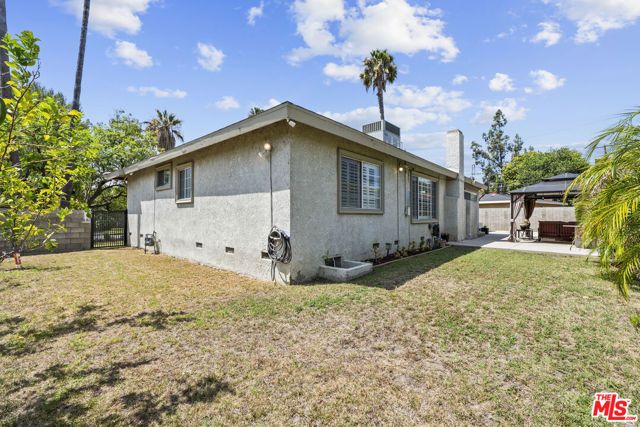 16201 Halsey Street, Los Angeles, CA 91344