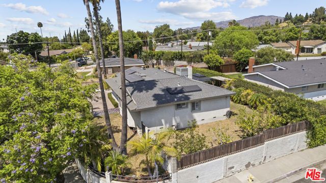 16201 Halsey Street, Los Angeles, CA 91344