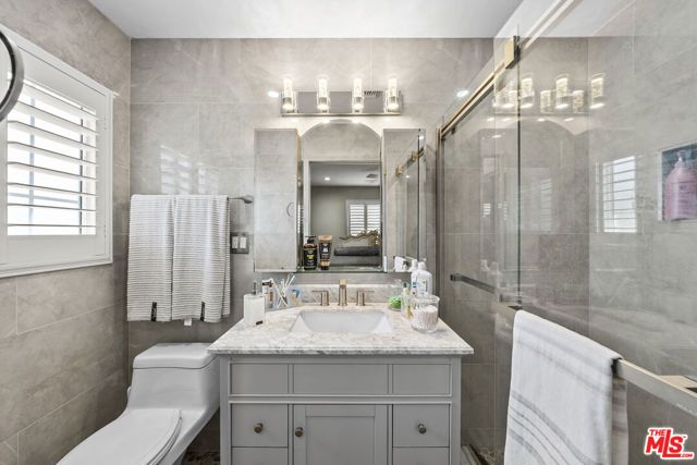 16201 Halsey Street, Los Angeles, CA 91344