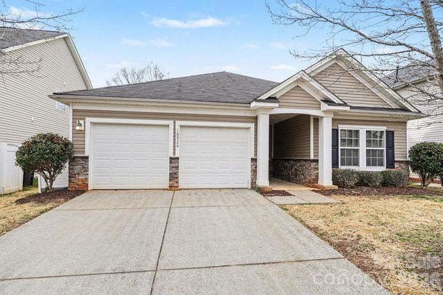 10926 Kinnairds Street, Charlotte, NC 28278
