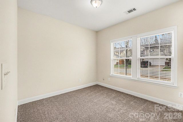 10926 Kinnairds Street, Charlotte, NC 28278