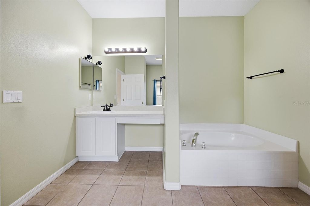 Image 25 of property listing at 2640 NE 25TH STREET, Ocala, FL 34470