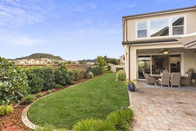 21821 DEER GRASS DR, Escondido, CA 92029