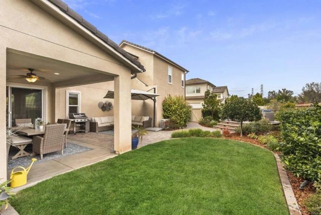 21821 DEER GRASS DR, Escondido, CA 92029