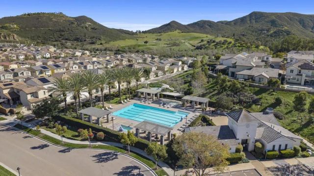 21821 DEER GRASS DR, Escondido, CA 92029