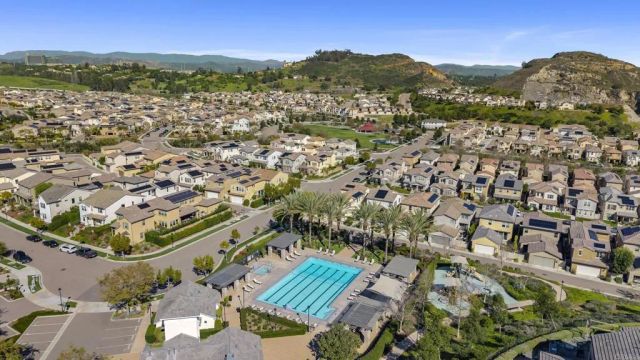 21821 DEER GRASS DR, Escondido, CA 92029