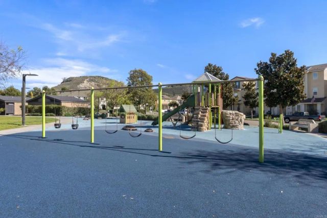 21821 DEER GRASS DR, Escondido, CA 92029