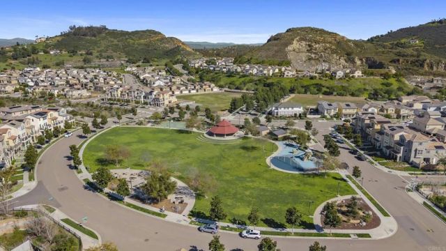 21821 DEER GRASS DR, Escondido, CA 92029