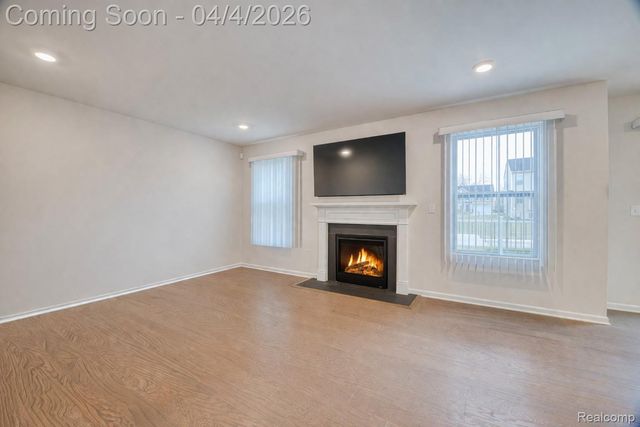 249 Saddleback Court, White Lake Charter Township, MI 48386