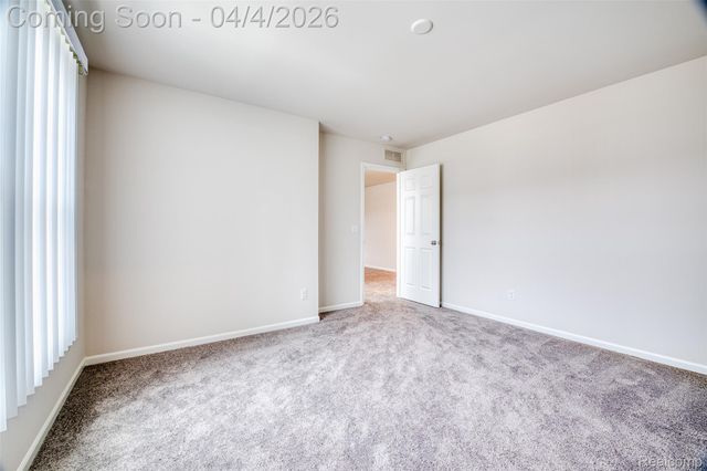 249 Saddleback Court, White Lake Charter Township, MI 48386