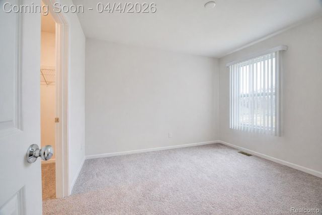 249 Saddleback Court, White Lake Charter Township, MI 48386