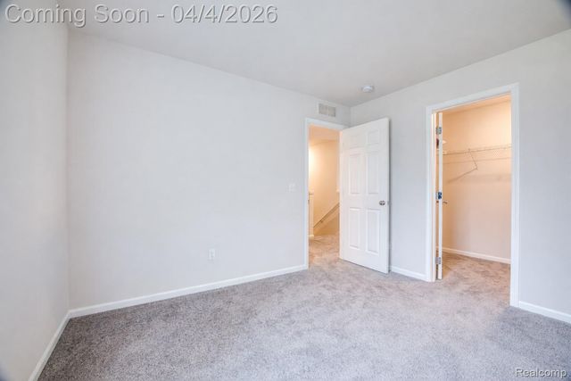 249 Saddleback Court, White Lake Charter Township, MI 48386