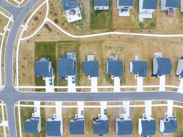 249 Saddleback Court, White Lake Charter Township, MI 48386