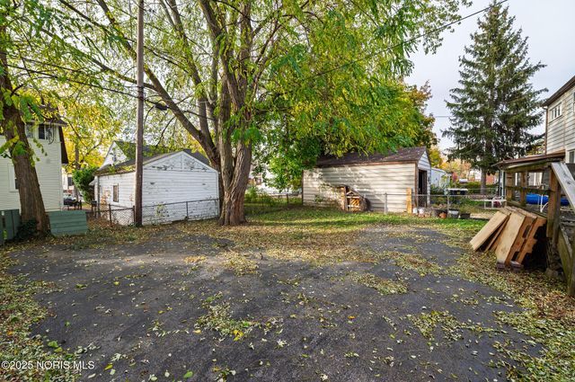 1911 Alvin Street, Toledo, OH 43607