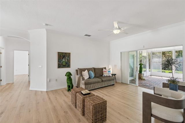 917 SHOREHAVEN DR, Poinciana, FL 34759