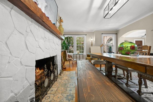 325 49TH STREET N, St Petersburg, FL 33710