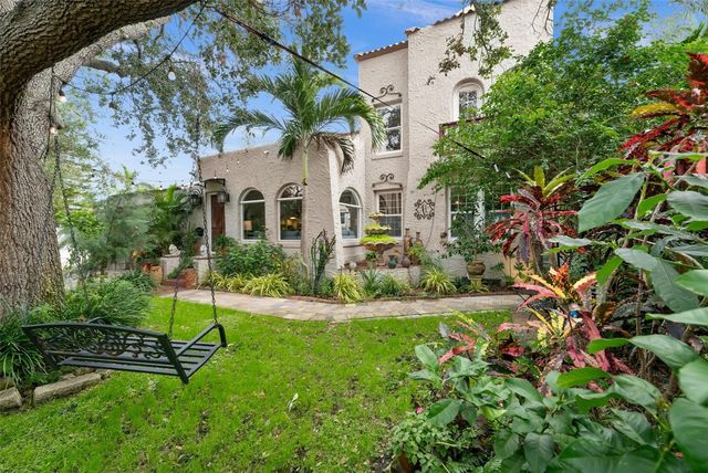 325 49TH STREET N, St Petersburg, FL 33710