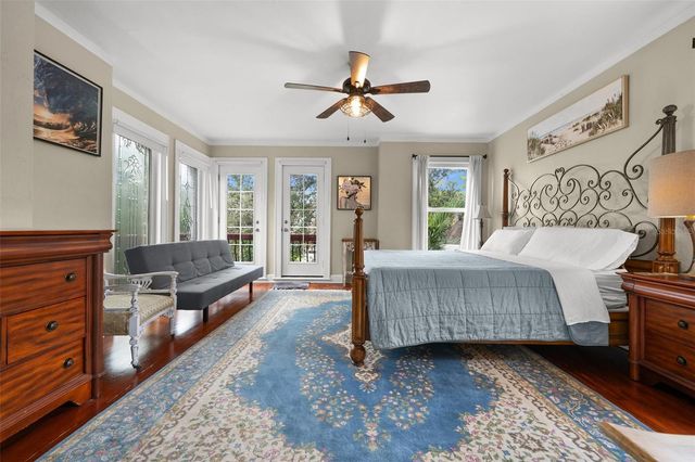 325 49TH STREET N, St Petersburg, FL 33710