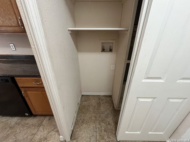 5766 Jones Fall Dr, San Antonio, TX 78244