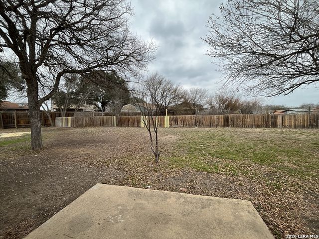 5766 Jones Fall Dr, San Antonio, TX 78244
