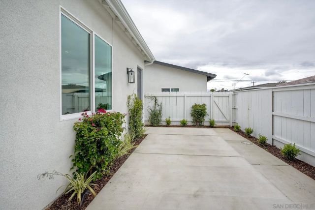 962 Florence St, Imperial Beach, CA 91932