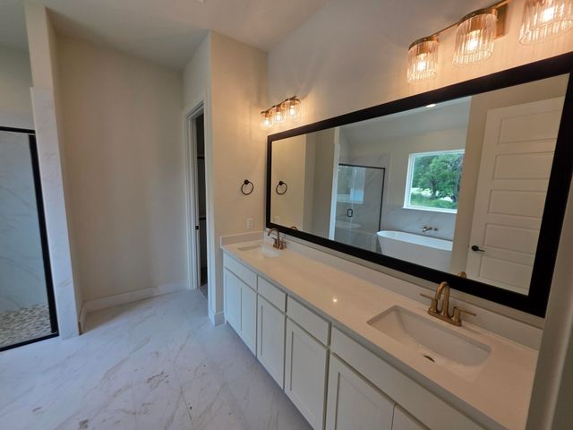 511 Pernell Court, Weatherford, TX 76087