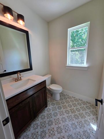 511 Pernell Court, Weatherford, TX 76087