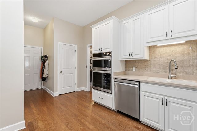 291 St Martin Circle, Richmond Hill, GA 31324