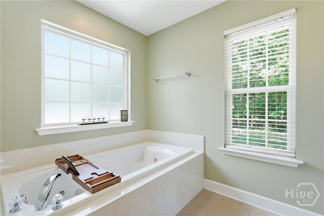 291 St Martin Circle, Richmond Hill, GA 31324