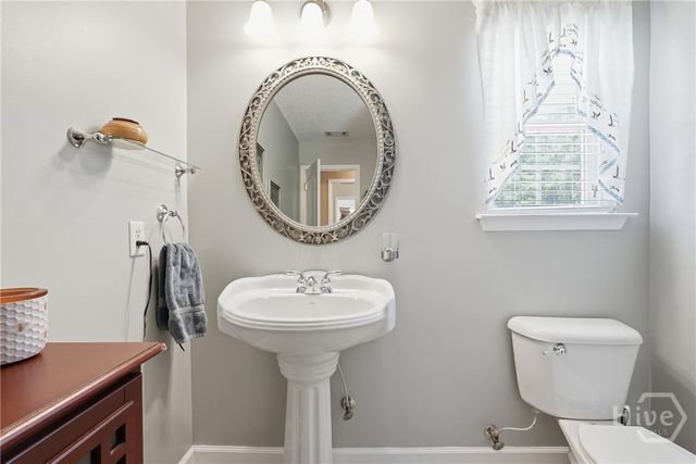 291 St Martin Circle, Richmond Hill, GA 31324