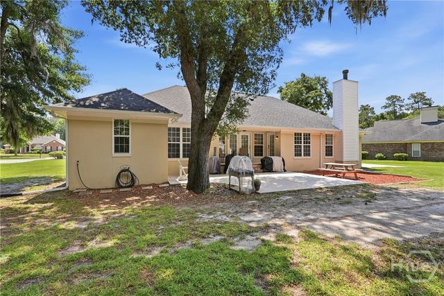 291 St Martin Circle, Richmond Hill, GA 31324