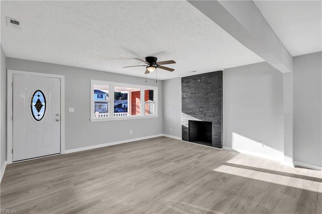 1702 Marshall AVE, Newport News, VA 23607