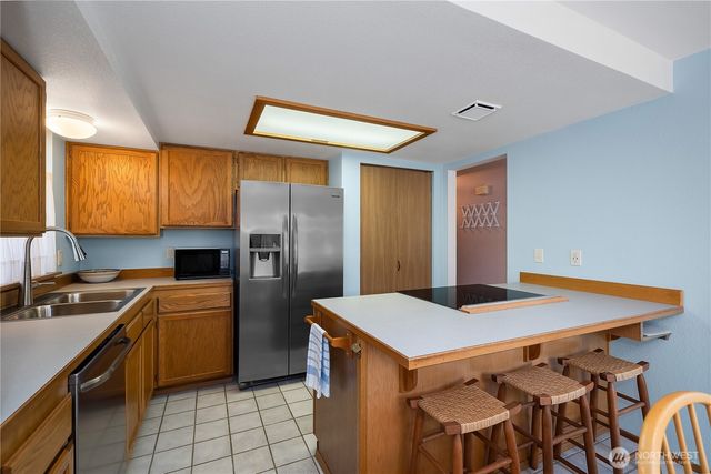 1051 E Ballantrae Drive, Shelton, WA 98584