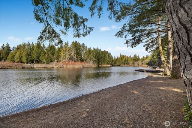 1051 E Ballantrae Drive, Shelton, WA 98584