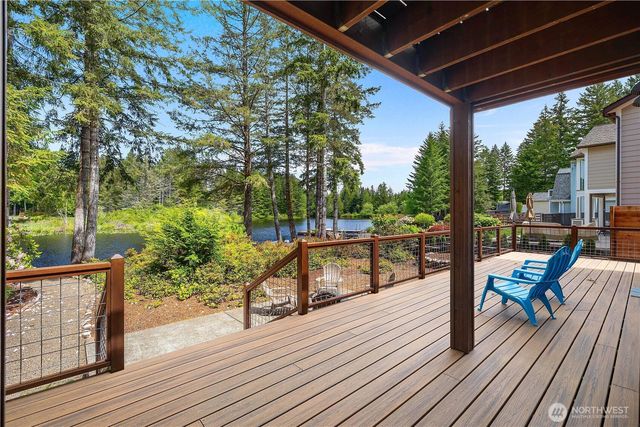 1051 E Ballantrae Drive, Shelton, WA 98584