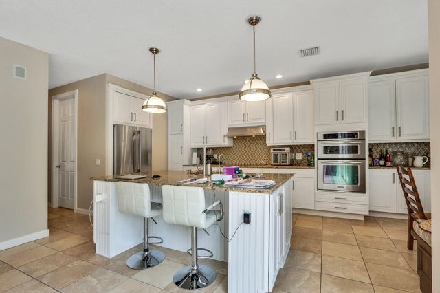 101 Saint Pierre Way, Jupiter, FL 33458