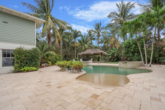 101 Saint Pierre Way, Jupiter, FL 33458