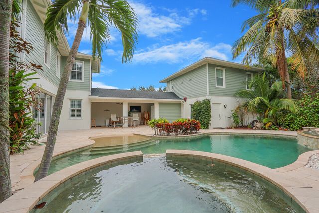 101 Saint Pierre Way, Jupiter, FL 33458