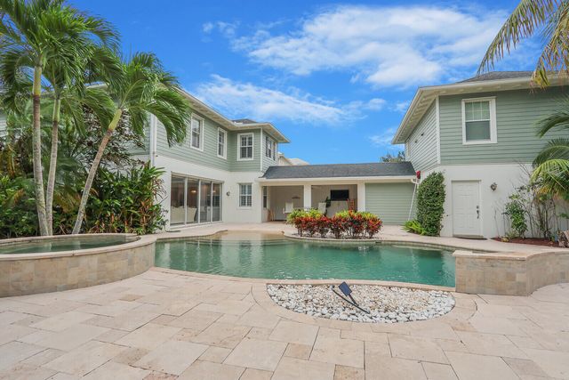 101 Saint Pierre Way, Jupiter, FL 33458