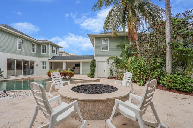 101 Saint Pierre Way, Jupiter, FL 33458