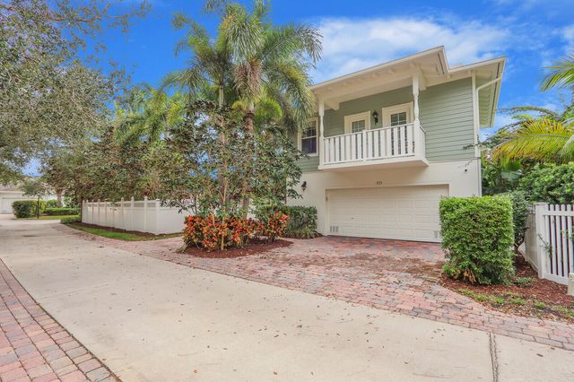 101 Saint Pierre Way, Jupiter, FL 33458