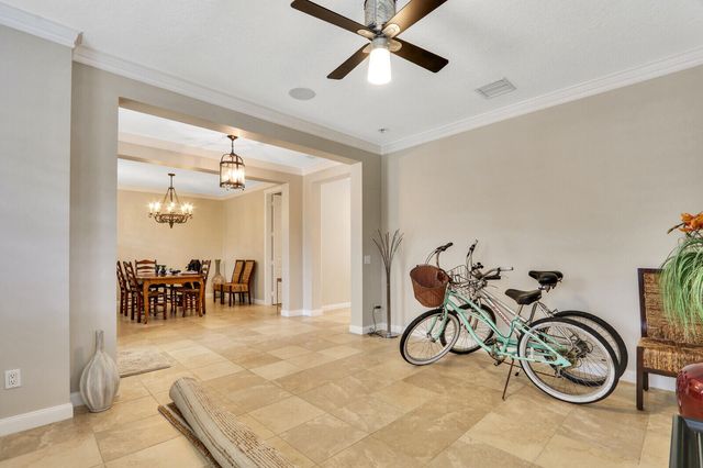 101 Saint Pierre Way, Jupiter, FL 33458