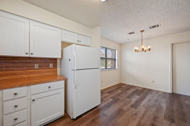 1812 Provident LN, Round Rock, TX 78664