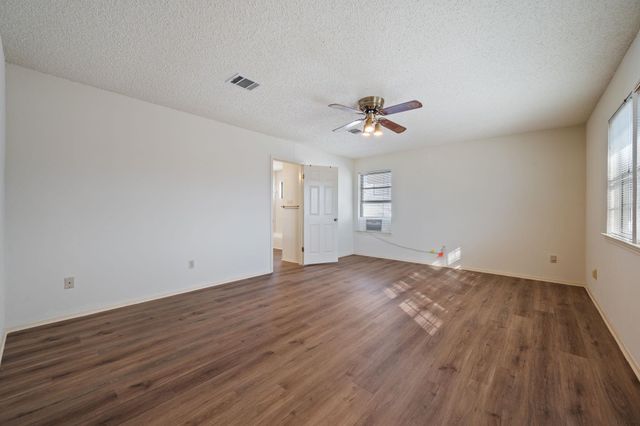 1812 Provident LN, Round Rock, TX 78664