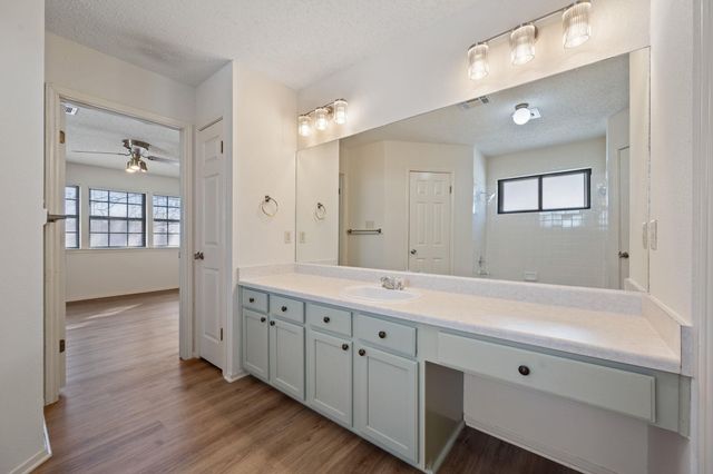 1812 Provident LN, Round Rock, TX 78664