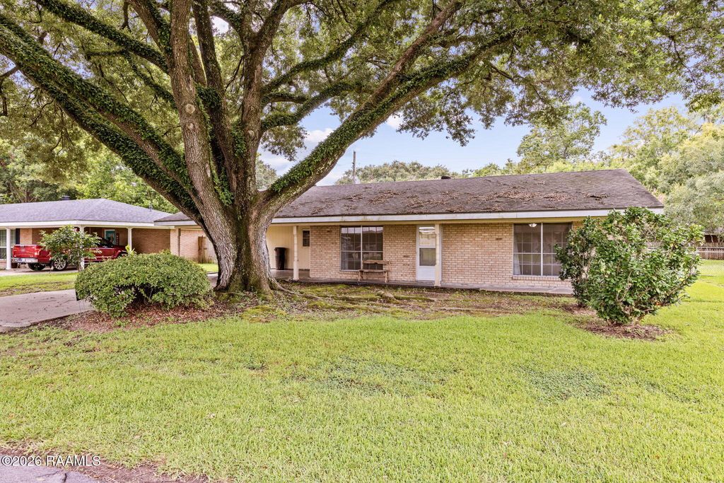 113 Sigma Drive, Lafayette, LA 70506