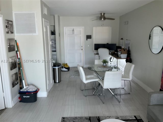 510 SE 9th St 7, Fort Lauderdale, FL 33316