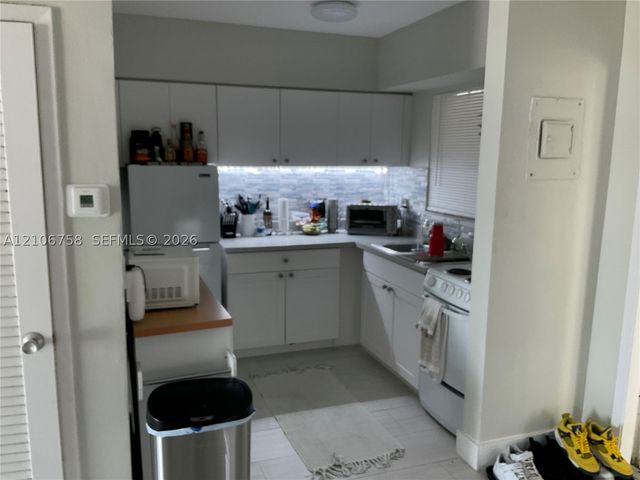 510 SE 9th St 7, Fort Lauderdale, FL 33316