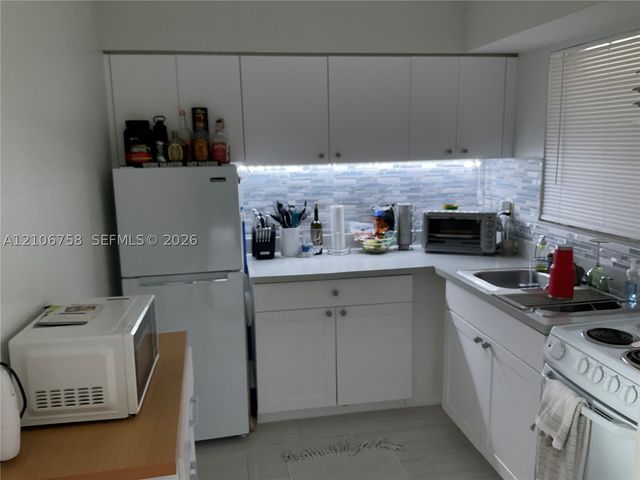 510 SE 9th St 7, Fort Lauderdale, FL 33316